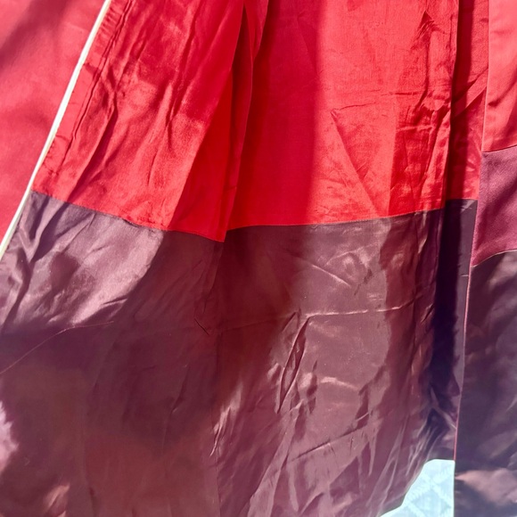 Vintage Anne Klein Duster Length Red Ombré Satin Coat.  Size 10 - Picture 3 of 6